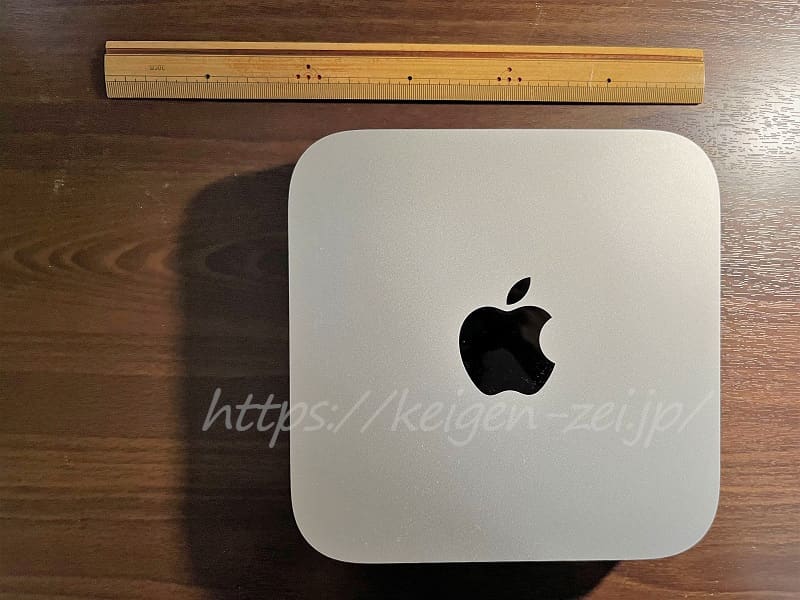 Apple 2023 Mac mini M2の大きさ